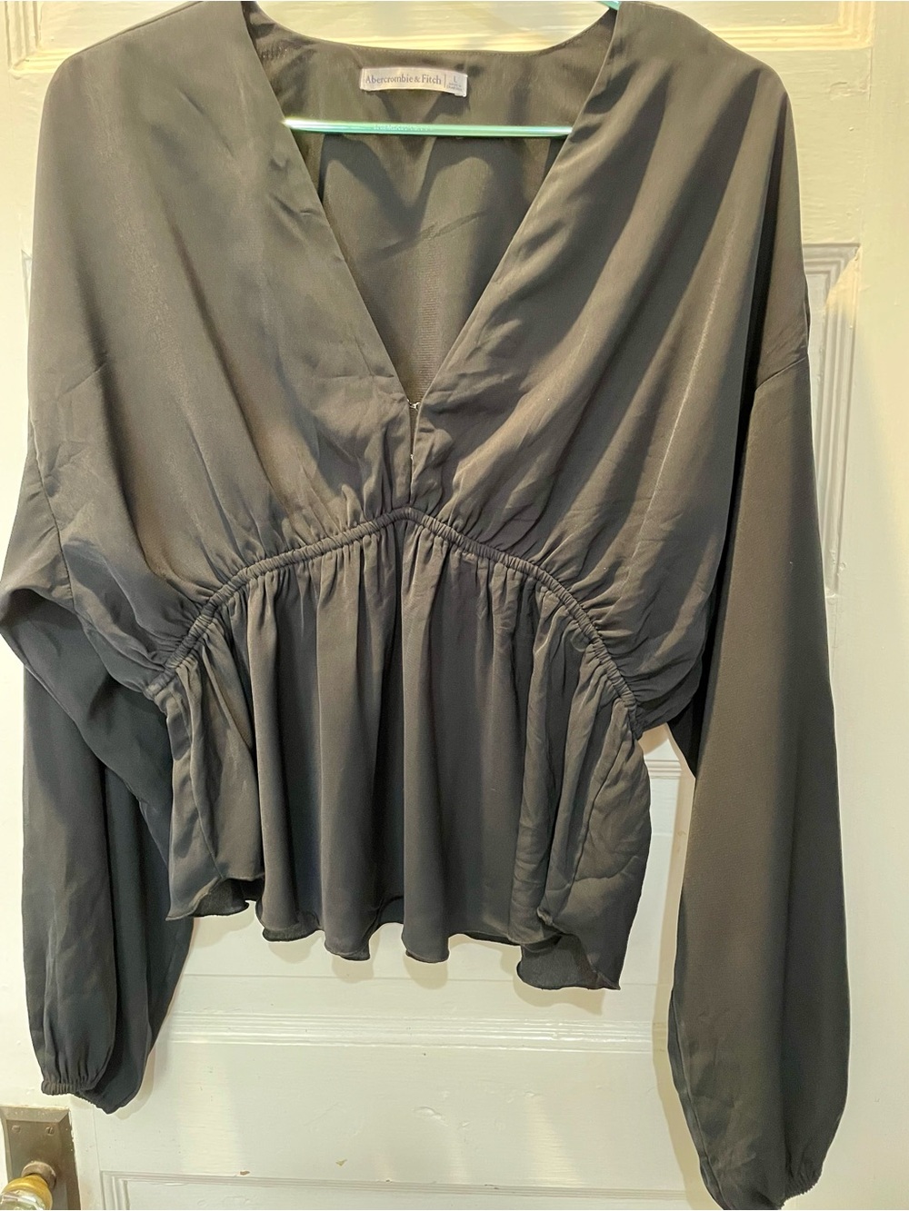 Abercrombie & Fitch Black V-Neck Peplum Blouse, Large